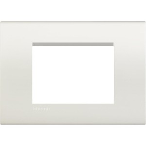 Bticino LNA4803BI- Angle plate 3 modules, matt white, 1 piece