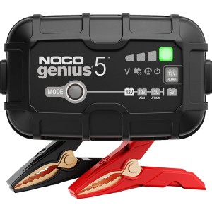 NOCO we present: GENIUS5, a fully automatic and intelligent charger with 5 amps charging power for 6 V and 12 V batteries.