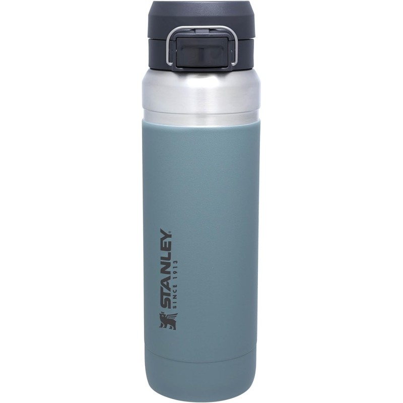 Stanley Quick Flip Water Bottle, неръждаема стомана, 1,06 л, поддържа напитките студени за 18+ часа, без BPA, подходяща за миене в съдомиялна машина, капак с бутон, термос, устойчив на изтичане, шисти (син)