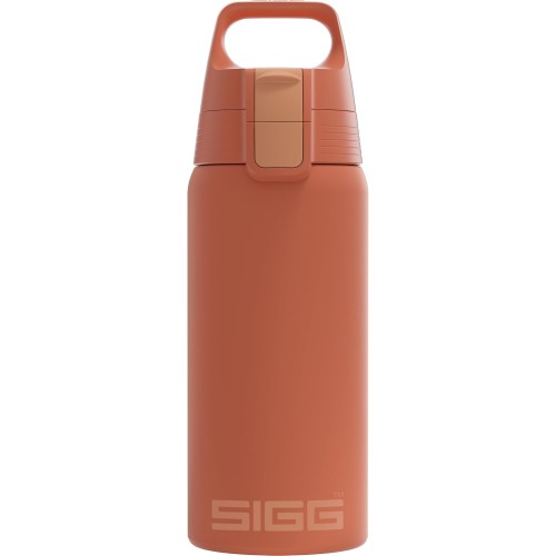 SIGG - Isolierte Trinkflasche - Thermosflasche Shield Therm One Eco Red - kohlensäurehaltige Getränke - Auslaufsicher - Spülmaschinenfest - BPA-frei - 90% recycelter Edelstahl - Rostrot - 0,5L
