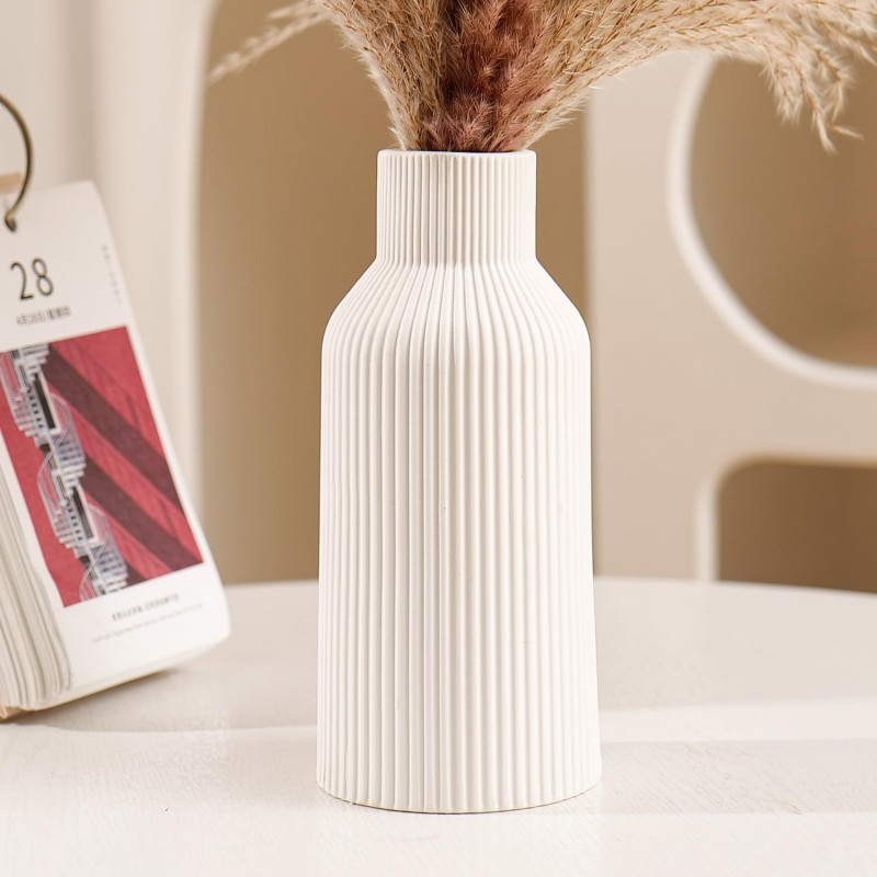 Hanaomaoyi Ceramic Vase for Pampas Grass, 20 cm White Matt Round Modern Design, Boho Vase for Living Room and Bedroom Decoration, Nordic Style